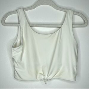 Zaful || white knotted sports bra crop‎ top size M